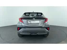 Toyota C-HR (2022) thumbnail 4