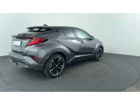 Toyota C-HR (2022) thumbnail 5