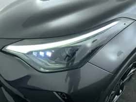 Toyota C-HR (2022) thumbnail 9