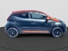 Toyota Aygo (2021) thumbnail 8