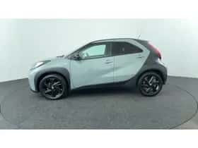 Toyota Aygo X (2024) thumbnail 2