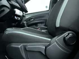 Toyota Aygo X (2024) thumbnail 13