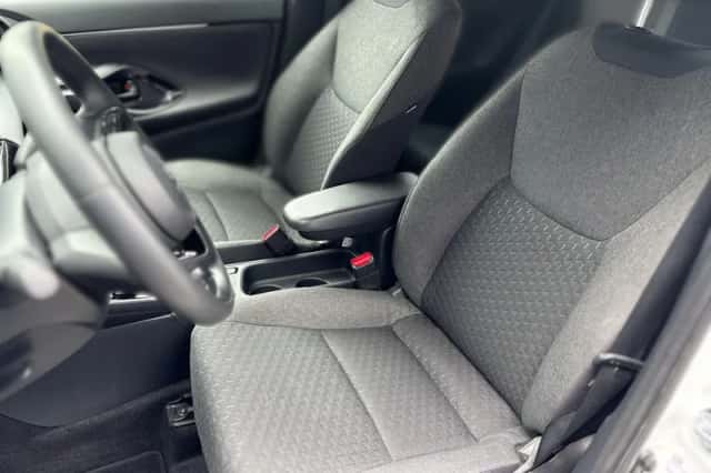 Toyota Yaris Cross (2025) thumbnail 18