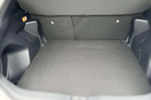 Toyota Yaris Cross (2025) thumbnail 26