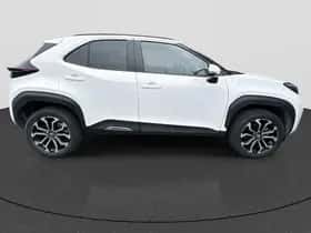 Toyota Yaris Cross (2025) thumbnail 8