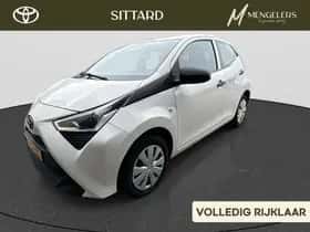 Toyota Aygo (2021) thumbnail 1