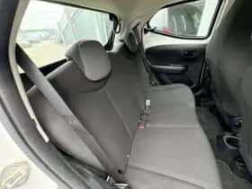 Toyota Aygo (2021) thumbnail 12