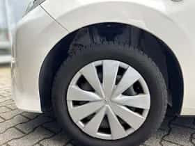 Toyota Aygo (2021) thumbnail 23
