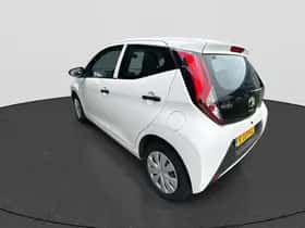 Toyota Aygo (2021) thumbnail 5