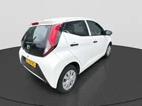Toyota Aygo (2021) thumbnail 7