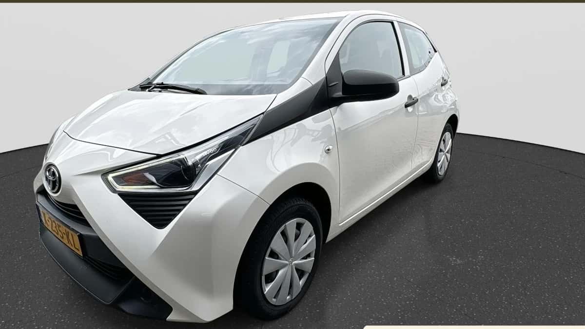 Toyota Aygo (2021) — foto 1