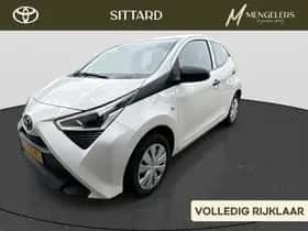 Toyota Aygo (2021) thumbnail 1