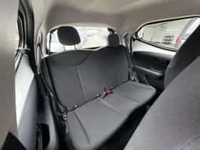 Toyota Aygo (2021) thumbnail 13