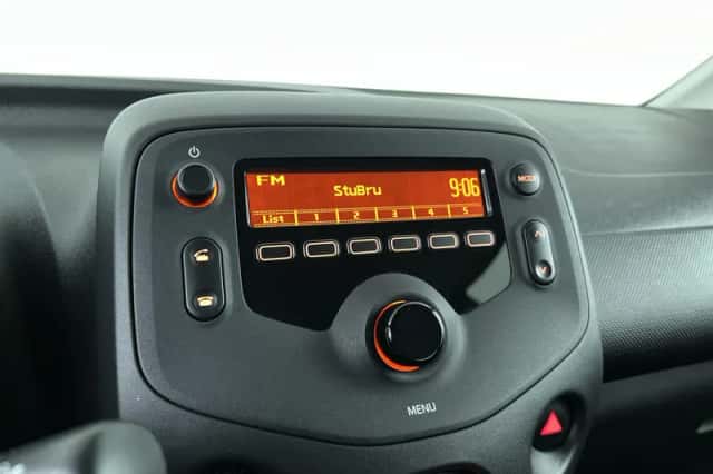 Toyota Aygo (2021) thumbnail 17