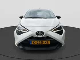 Toyota Aygo (2021) thumbnail 3