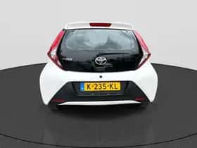 Toyota Aygo (2021) thumbnail 6