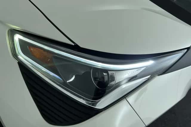 Toyota Aygo (2021) thumbnail 9