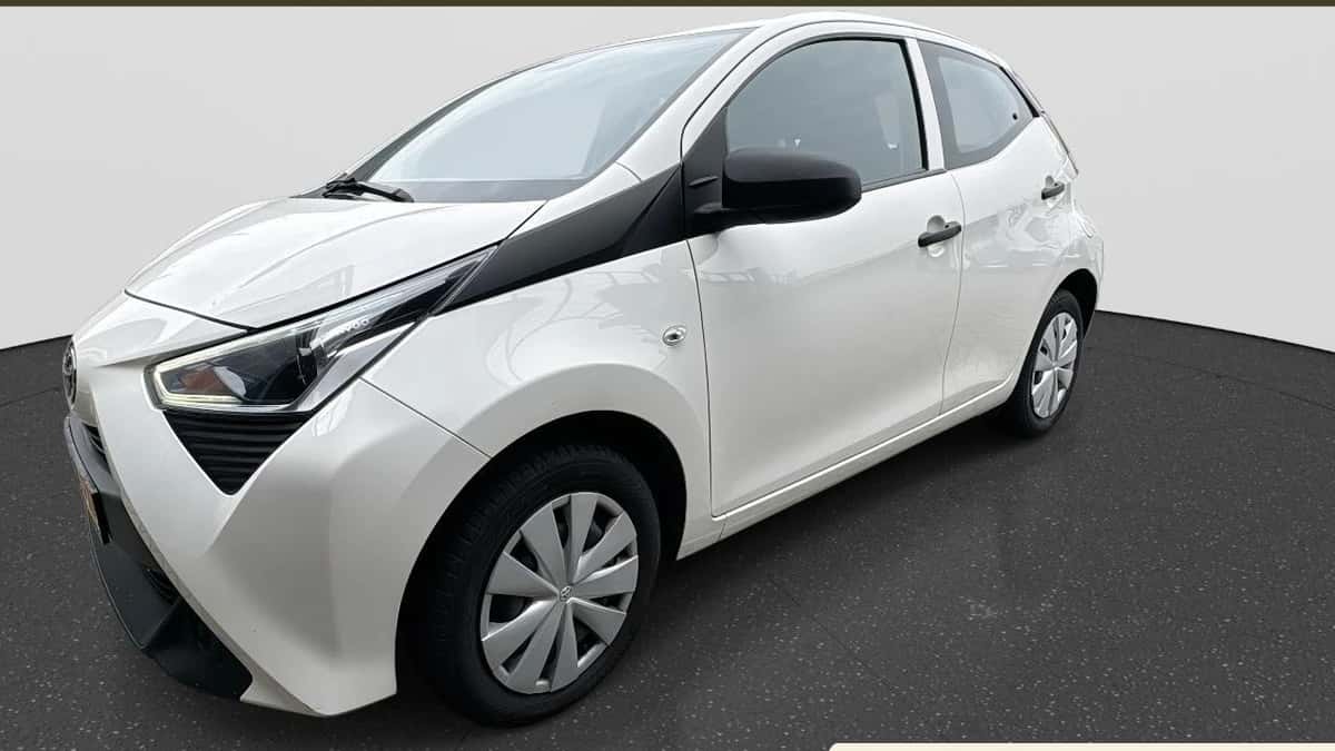 Toyota Aygo (2021) — foto 1