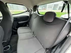 Toyota Aygo (2021) thumbnail 11