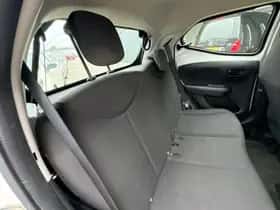 Toyota Aygo (2021) thumbnail 12