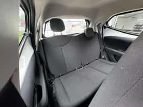 Toyota Aygo (2021) thumbnail 13