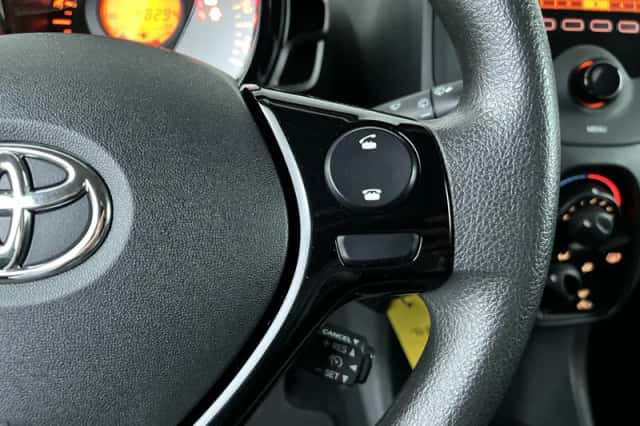 Toyota Aygo (2021) thumbnail 15