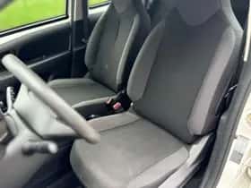 Toyota Aygo (2021) thumbnail 18