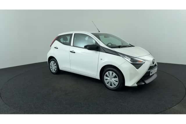 Toyota Aygo (2021) thumbnail 7