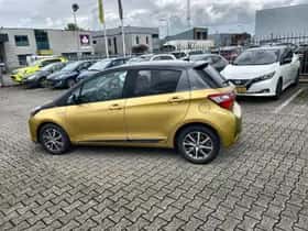 Toyota Yaris (2019) thumbnail 16
