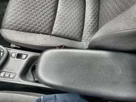 Toyota Yaris Cross (2024) thumbnail 22