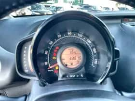 Toyota Aygo (2021) thumbnail 11