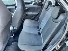 Toyota Aygo (2021) thumbnail 28