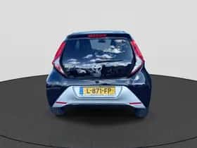 Toyota Aygo (2021) thumbnail 7