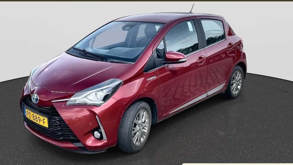 Toyota Yaris (2017) — foto 1