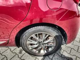 Toyota Yaris (2017) thumbnail 25