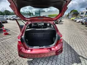 Toyota Yaris (2017) thumbnail 27