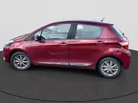 Toyota Yaris (2017) thumbnail 5