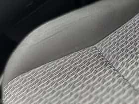 Toyota Yaris (2013) thumbnail 21