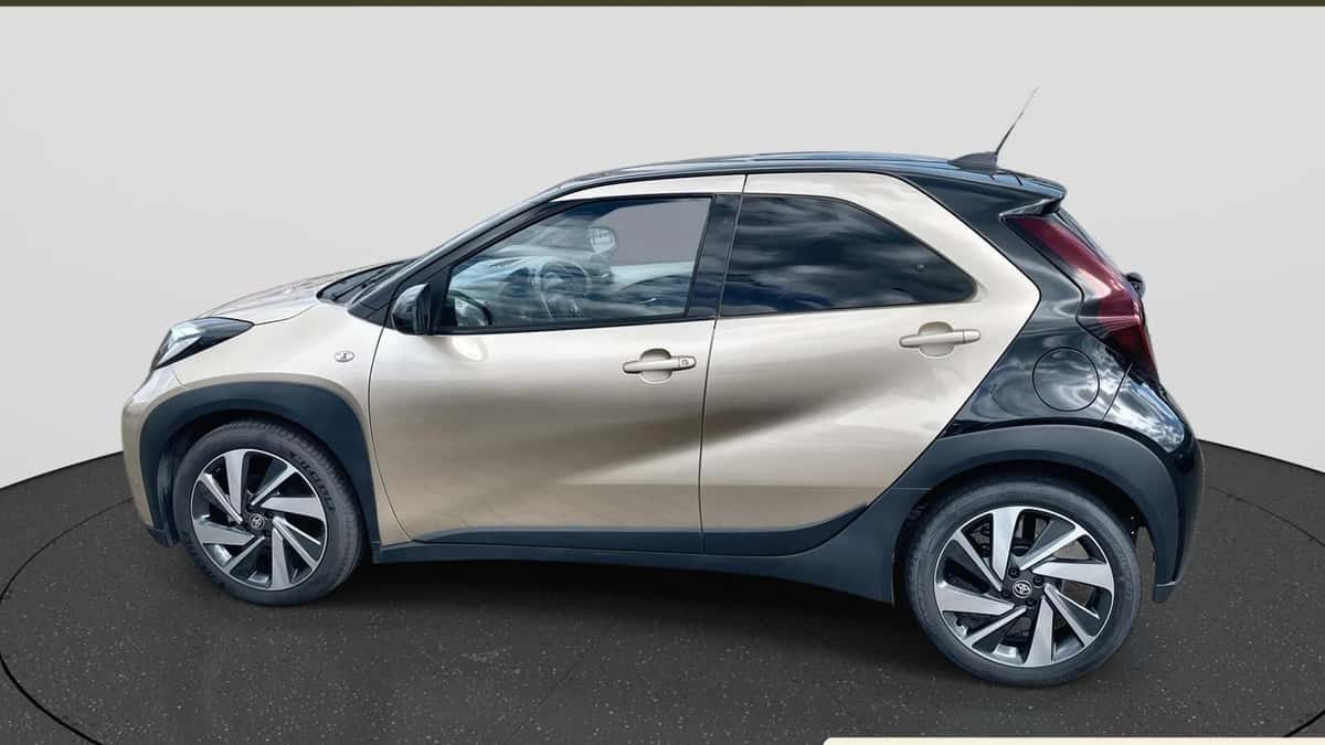Toyota Aygo X (2022) — foto 1