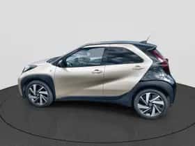 Toyota Aygo X (2022) thumbnail 2