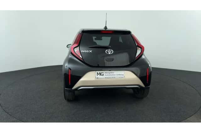 Toyota Aygo X (2022) thumbnail 4