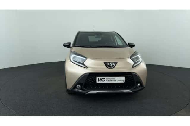 Toyota Aygo X (2022) thumbnail 8