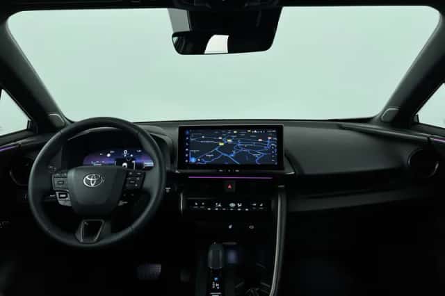 Toyota C-HR (2025) thumbnail 25