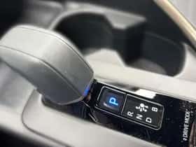 Toyota C-HR (2025) thumbnail 27