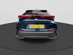 Toyota C-HR (2025) thumbnail 6