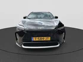 Toyota bZ4X (2023) thumbnail 3