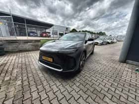 Toyota bZ4X (2023) thumbnail 10