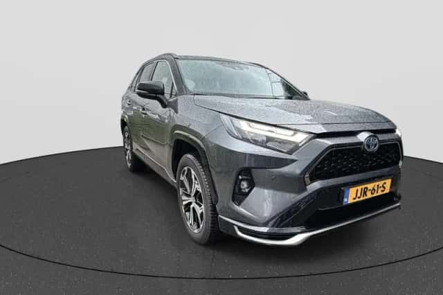Toyota RAV4 (2025) thumbnail 2