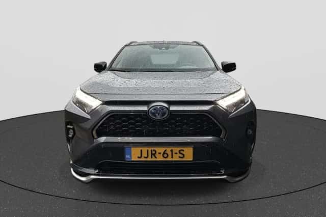 Toyota RAV4 (2025) thumbnail 3