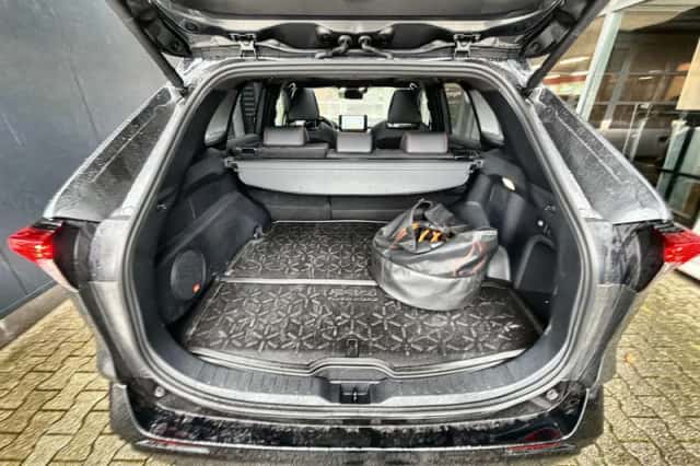 Toyota RAV4 (2025) thumbnail 22